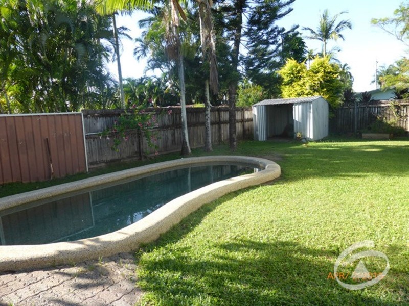1/25 Jensen Street, Manoora QLD 4870