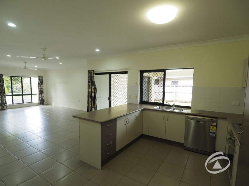 15 Quinn Drive, Edmonton QLD 4869