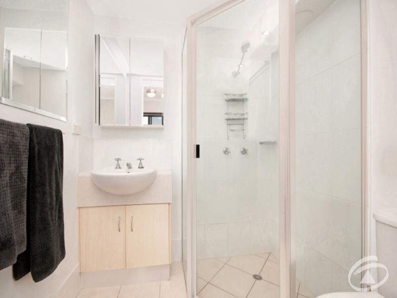 10/6 James Street, Cairns North QLD 4870