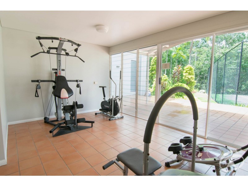 10/2-4 Deauville Close, Yorkeys Knob QLD 4878