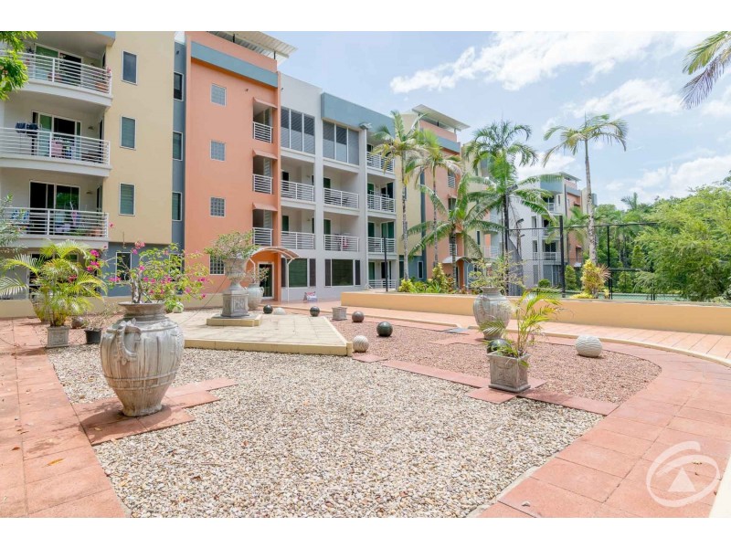 10/2-4 Deauville Close, Yorkeys Knob QLD 4878