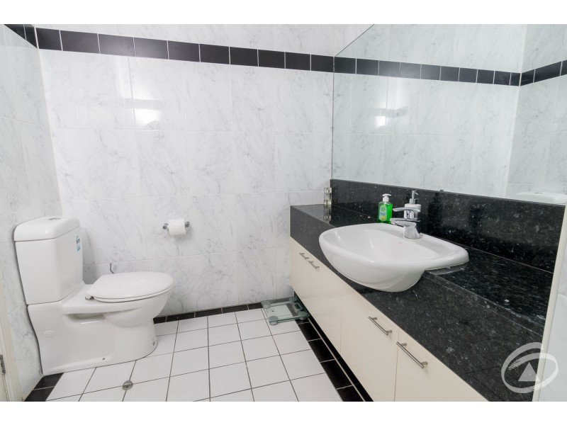 10/2-4 Deauville Close, Yorkeys Knob QLD 4878