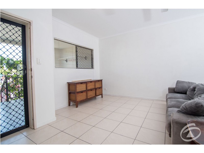 1/6 James Street, Cairns North QLD 4870