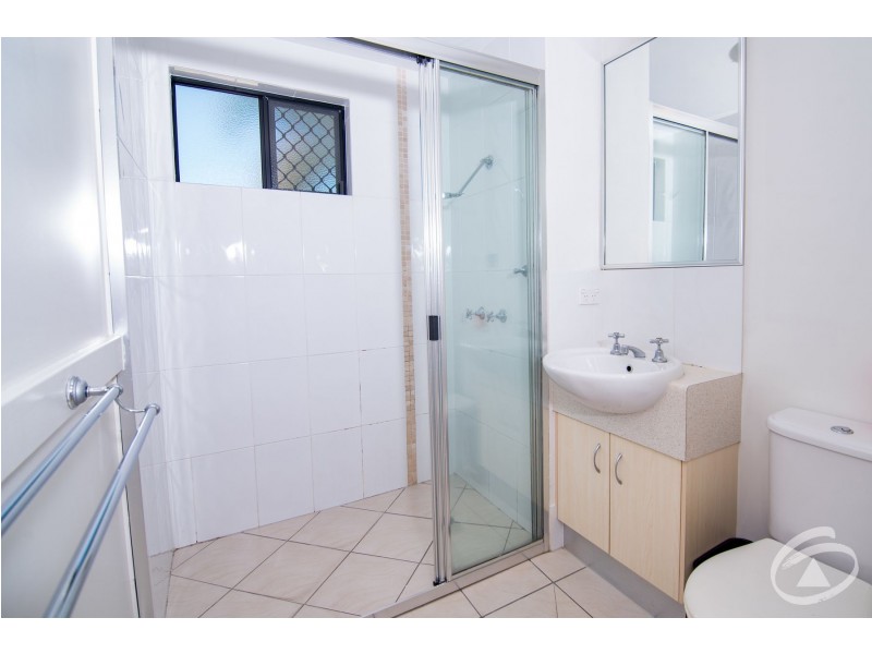 1/6 James Street, Cairns North QLD 4870