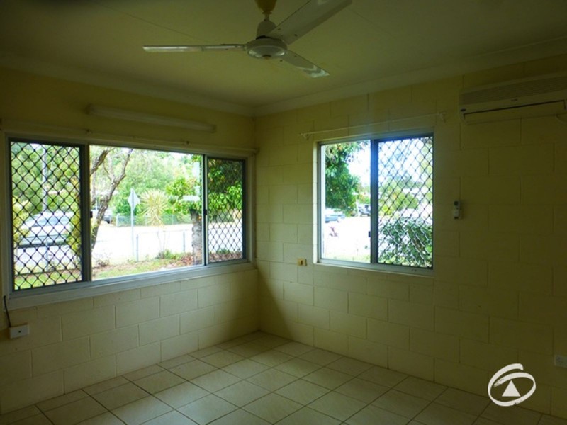 19A Card Avenue, Manunda QLD 4870