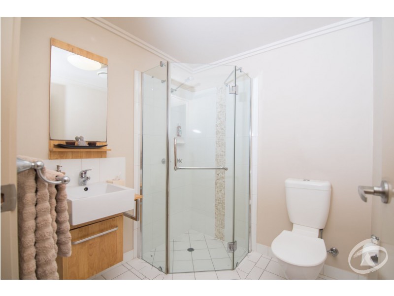 102/1 Maytown Close, Manoora QLD 4870
