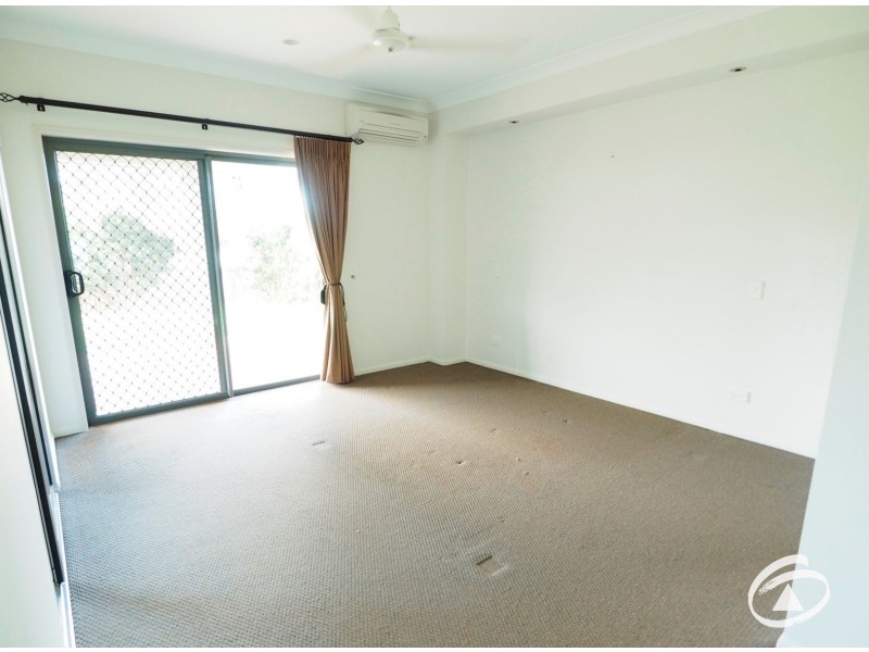 15 Elphinstone Street, Kanimbla QLD 4870