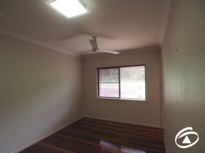 2 Barringtonia Close, Redlynch QLD 4870