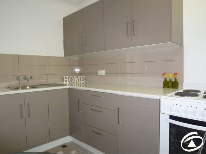9/2 McPherson Close, Edge Hill QLD 4870