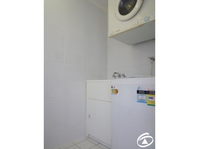 9/2 McPherson Close, Edge Hill QLD 4870