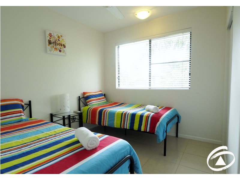6/351 Lake Street, Cairns North QLD 4870