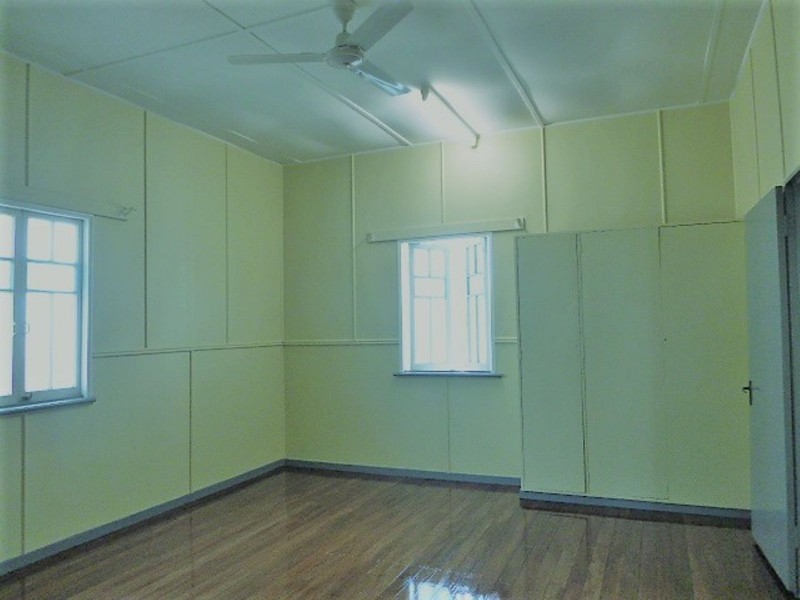 132 Aumuller Street, Bungalow QLD 4870