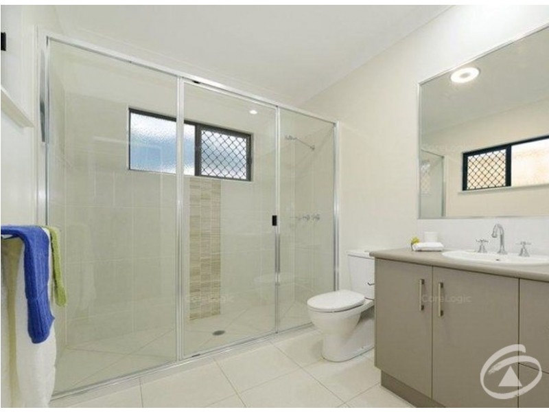 13 Laguna Avenue, Redlynch QLD 4870