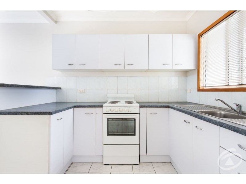 12/462-464 McCoombe Street, Mooroobool QLD 4870