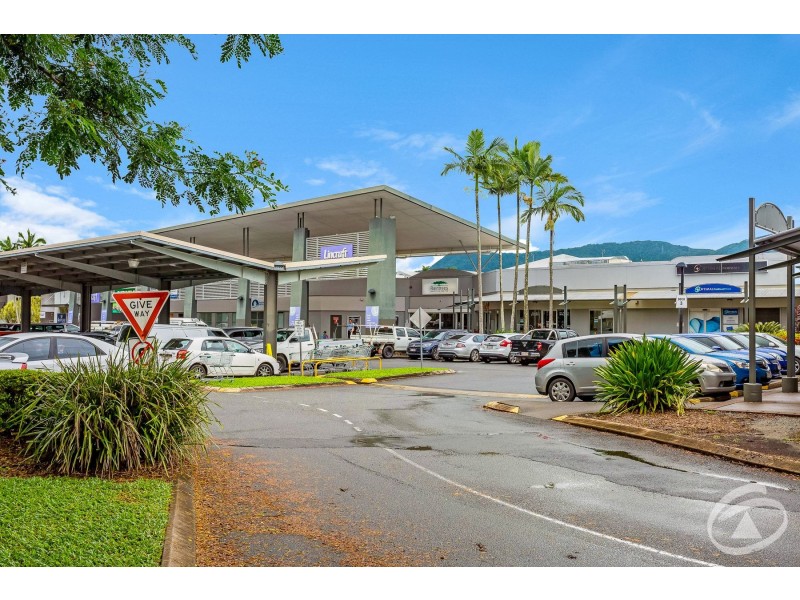 12/462-464 McCoombe Street, Mooroobool QLD 4870
