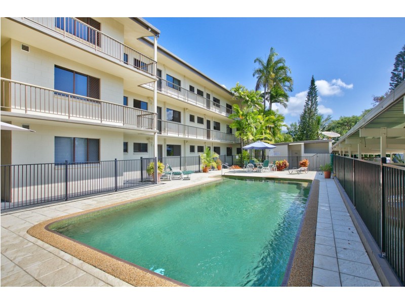 17/63-65 Moore Street, Trinity Beach QLD 4879