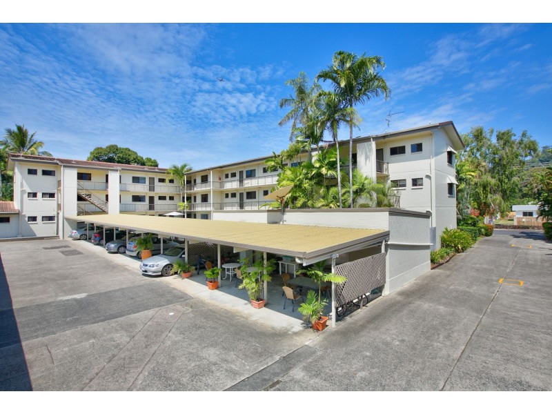 17/63-65 Moore Street, Trinity Beach QLD 4879
