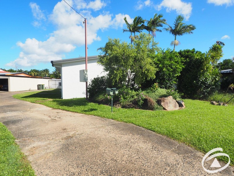 1/8 Denman Close, Manoora QLD 4870