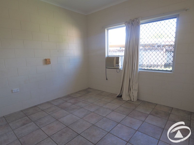 1/8 Denman Close, Manoora QLD 4870