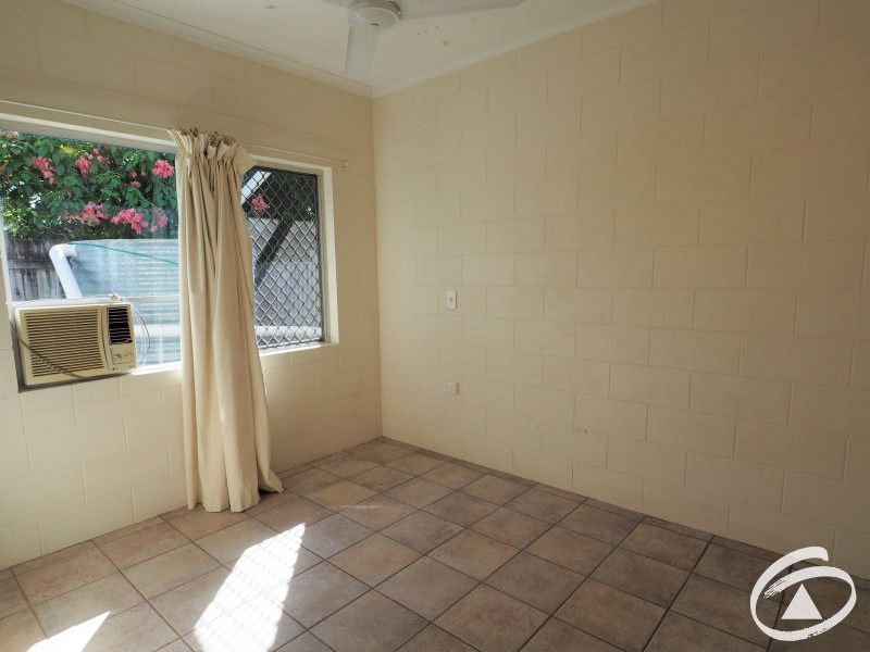 1/8 Denman Close, Manoora QLD 4870
