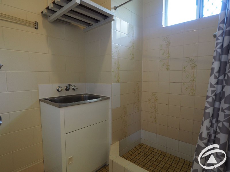1/8 Denman Close, Manoora QLD 4870