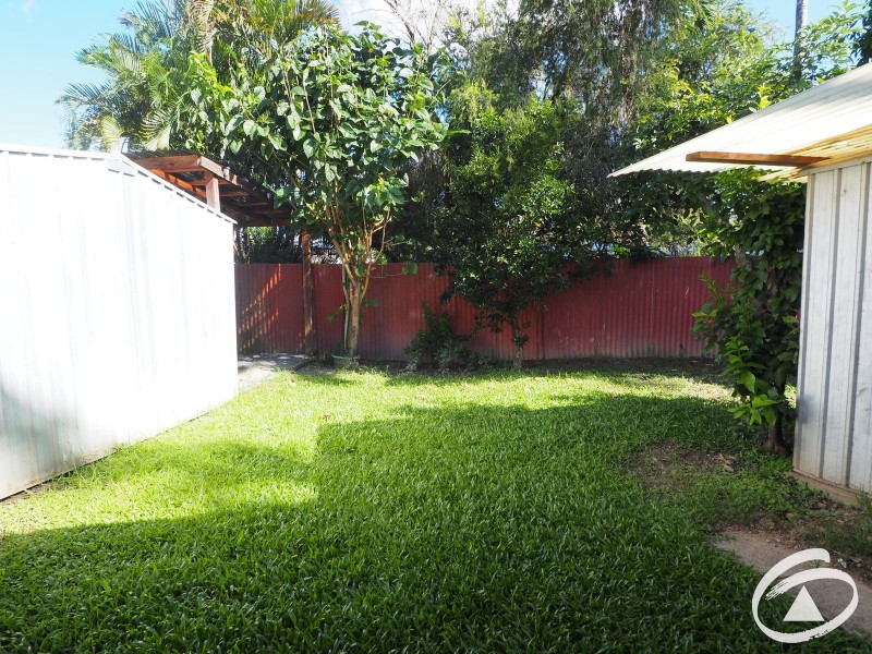 1/8 Denman Close, Manoora QLD 4870