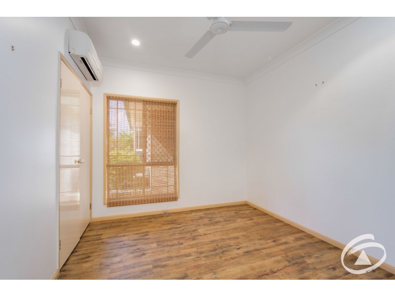 15 Eugenia Crescent, Redlynch QLD 4870