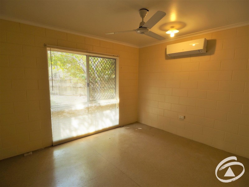 8 Avocado Close, Manoora QLD 4870