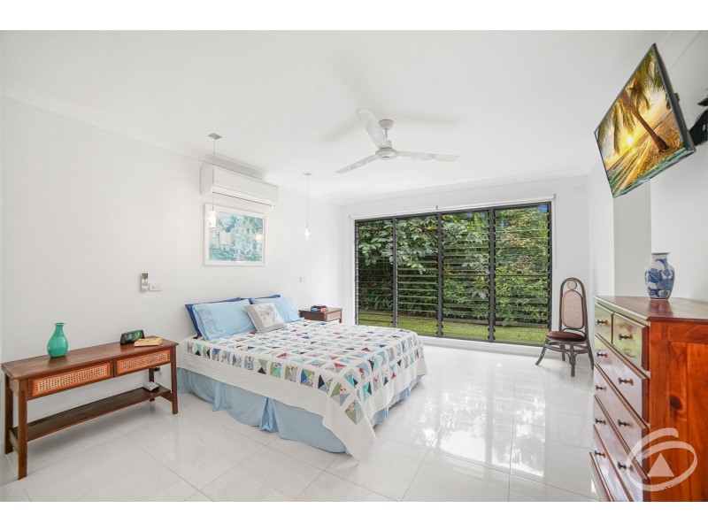5 Eden Court, Clifton Beach QLD 4879
