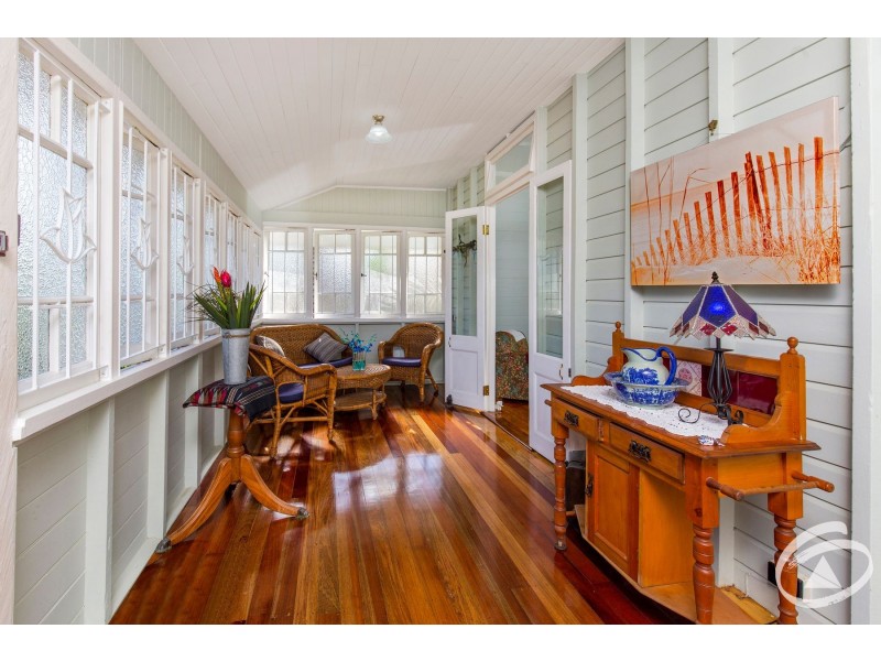 53 Moody Street, Mooroobool QLD 4870