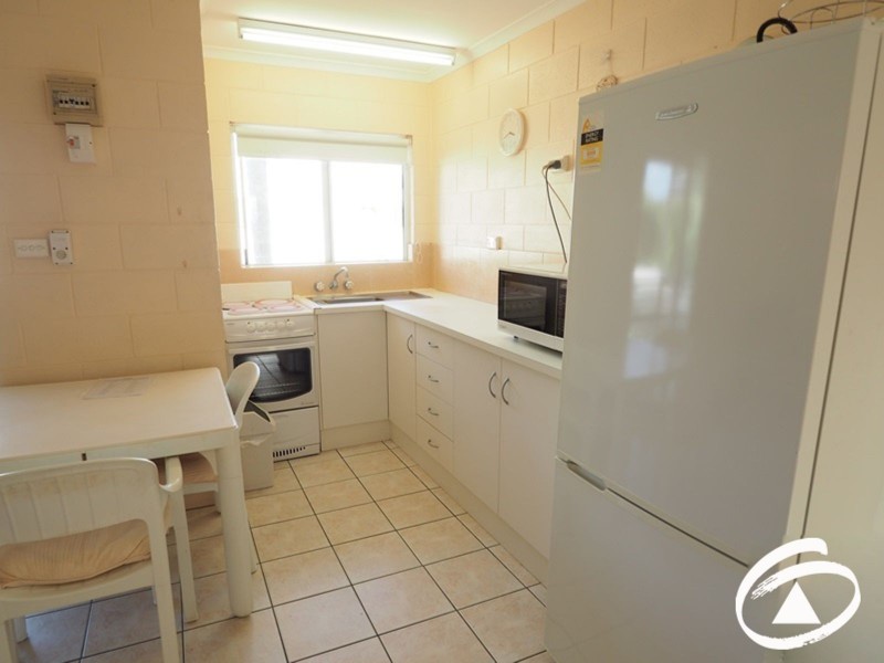 8/33 Rutherford Street, Yorkeys Knob QLD 4878
