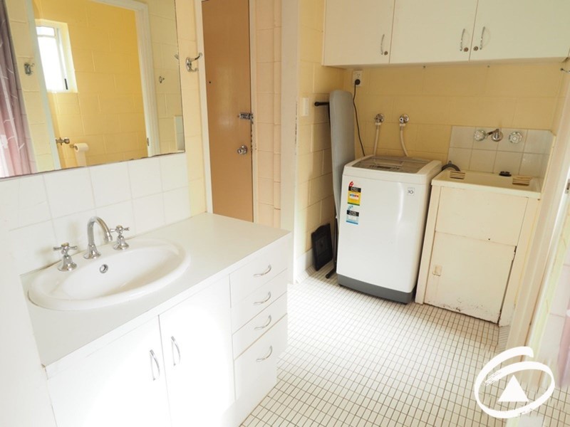 8/33 Rutherford Street, Yorkeys Knob QLD 4878