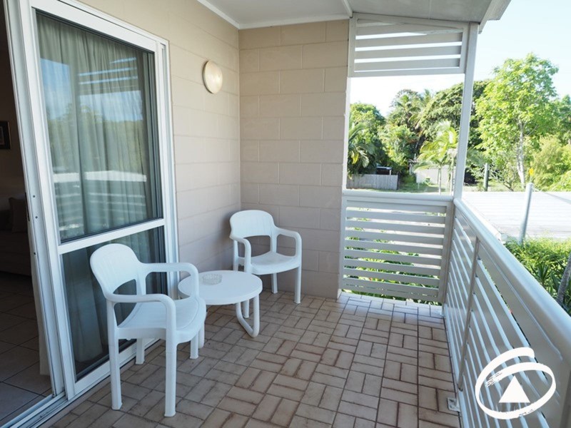 8/33 Rutherford Street, Yorkeys Knob QLD 4878