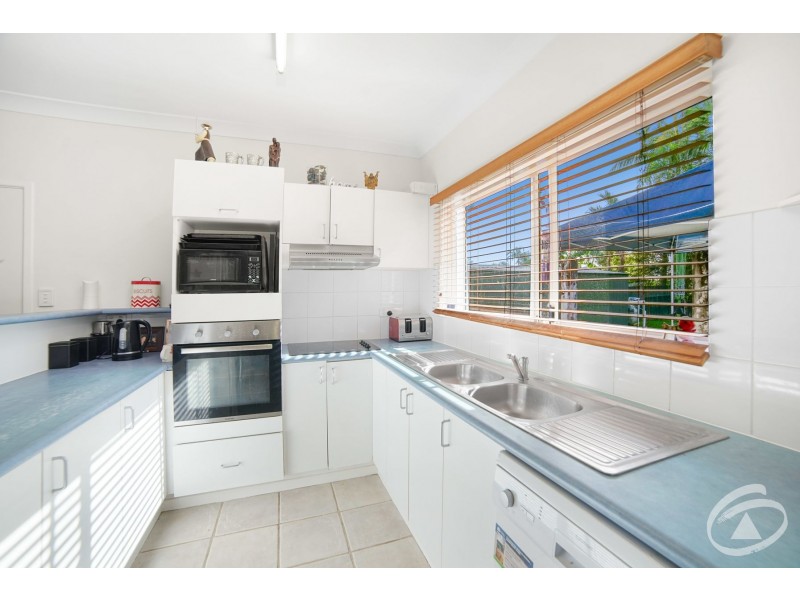 18 Whale Close, Kewarra Beach QLD 4879