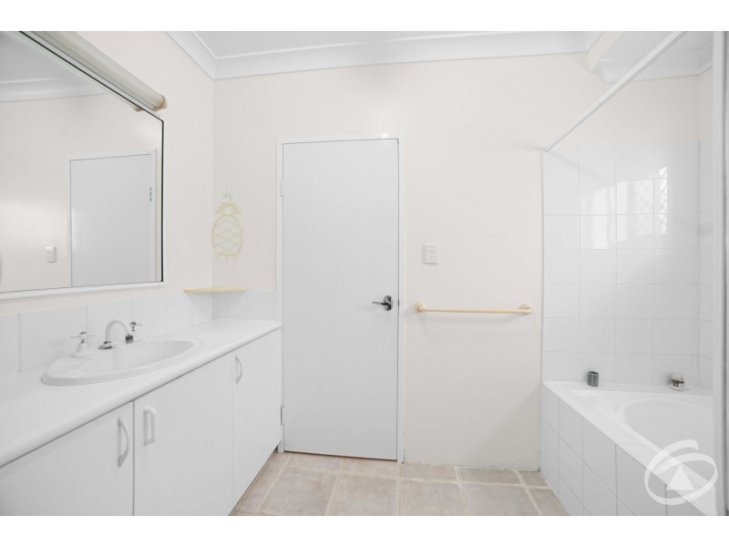 18 Whale Close, Kewarra Beach QLD 4879