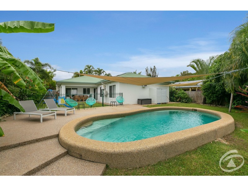 32 Dolphin Close, Kewarra Beach QLD 4879