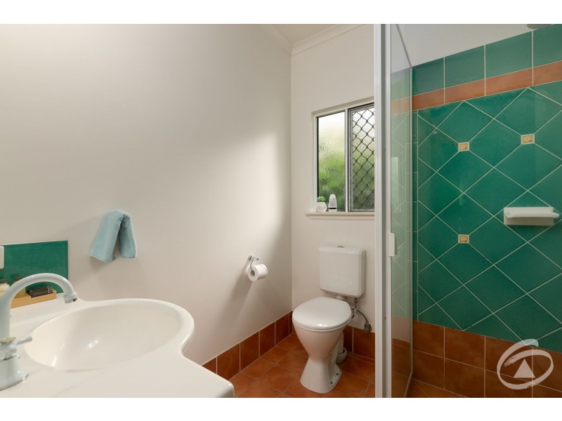 32 Dolphin Close, Kewarra Beach QLD 4879