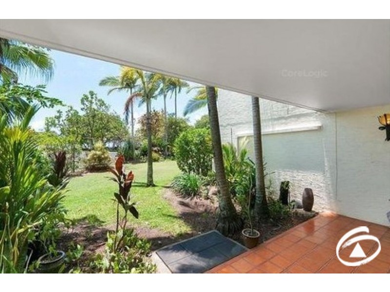 2/161-163 Esplanade, Cairns City QLD 4870