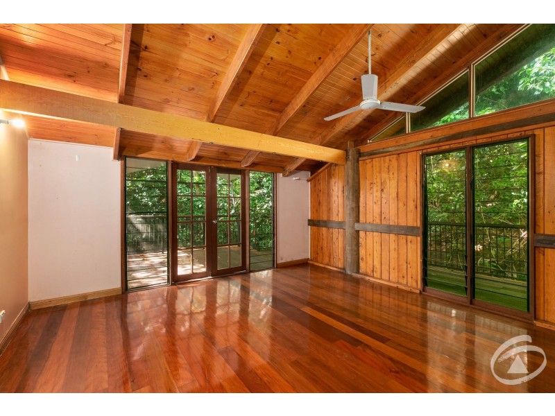 4 Cananga Close, Kamerunga QLD 4870