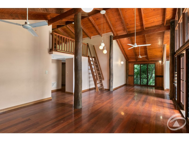 4 Cananga Close, Kamerunga QLD 4870