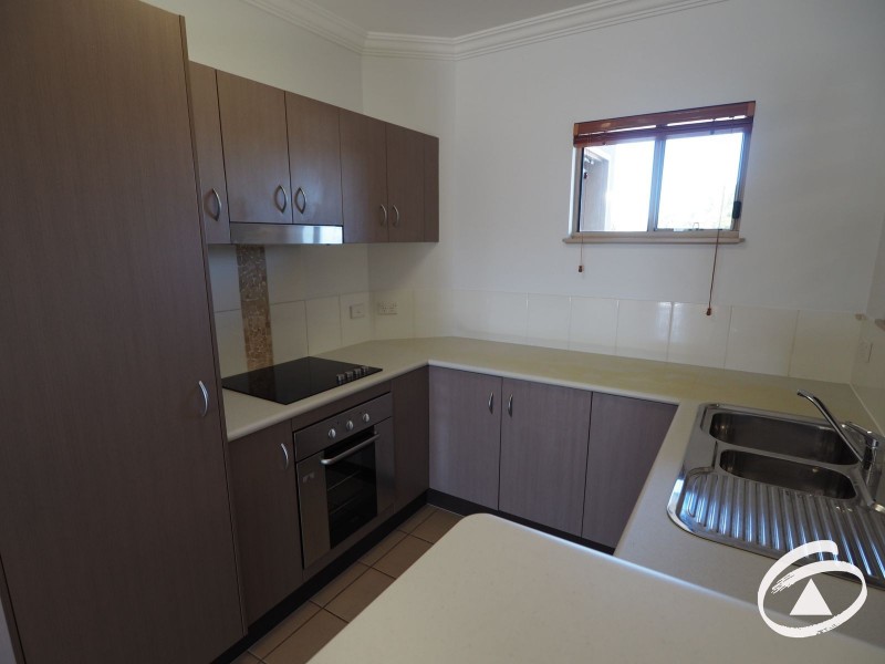 323/22 Ward Street, Mooroobool QLD 4870