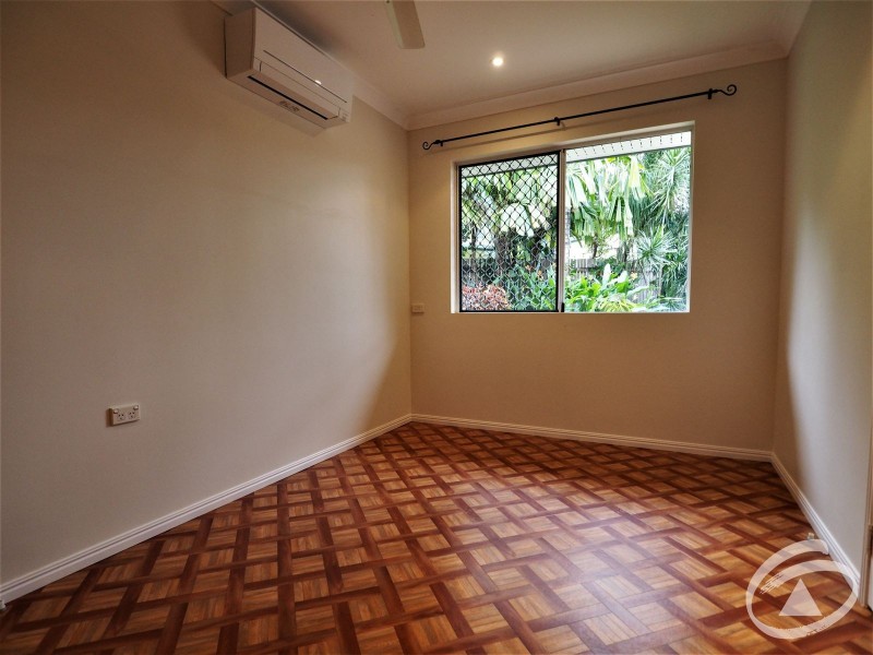 2 Ginger Close, Redlynch QLD 4870