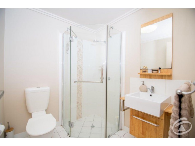 102/1 Maytown Close, Manoora QLD 4870