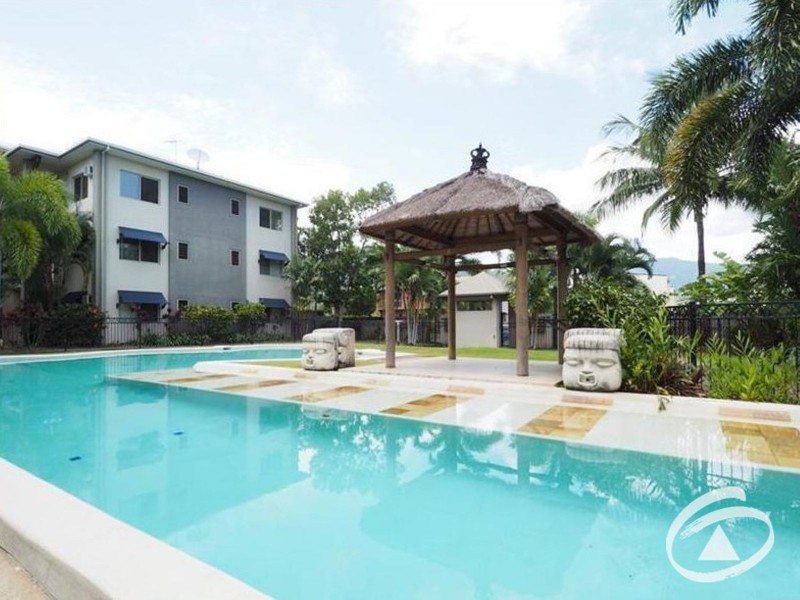204/2 Centenary Close, Manoora QLD 4870