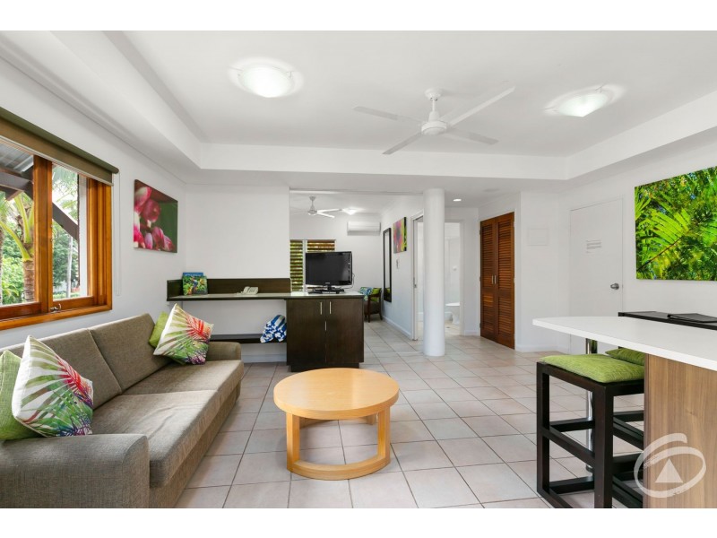 11/10-14 Amphora Street, Palm Cove QLD 4879