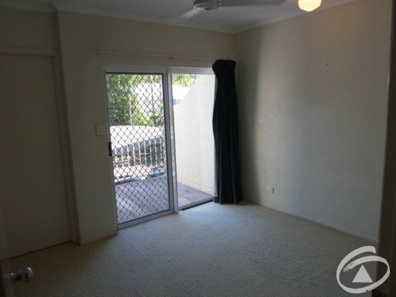 8/29 Fairweather Street, Yorkeys Knob QLD 4878