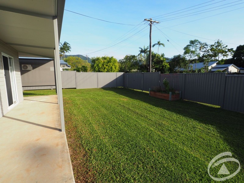 1 Kirsten Close, Woree QLD 4868