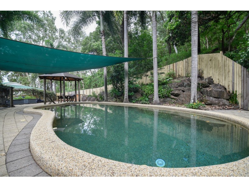 18/3-9 Stratford Parade, Stratford QLD 4870