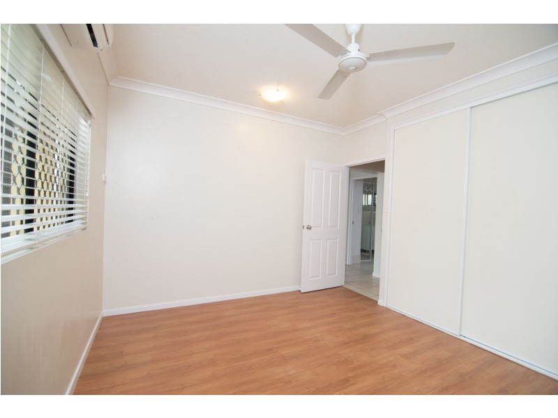 18/3-9 Stratford Parade, Stratford QLD 4870