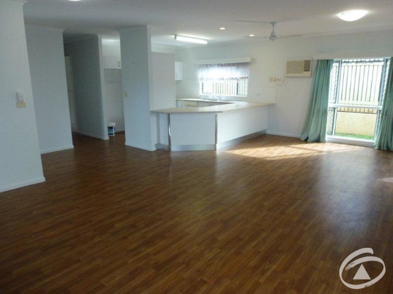 19 Satinash Close, Redlynch QLD 4870